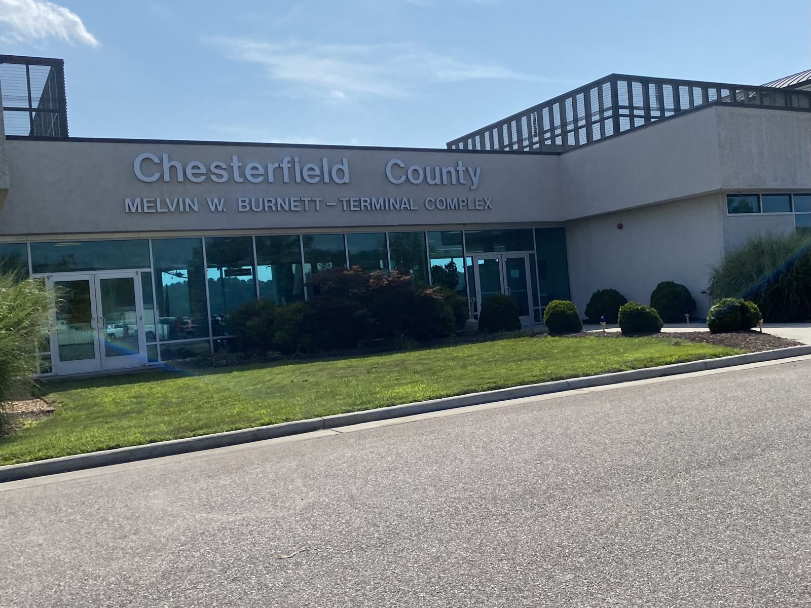 The Melvin W. Burnett terminal at KFCI, Richmond Executive – Chesterfield County Airport